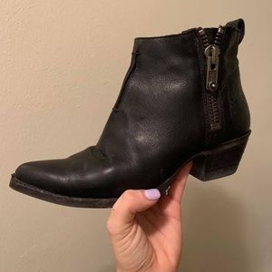 Frye Sacha Moto shortie booties